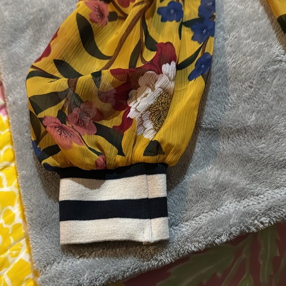 French Connectiom top - Picture 4 of 4